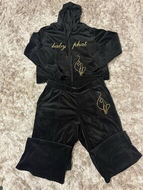 1X Baby Phat Black Velour Set with Gold Script Logo